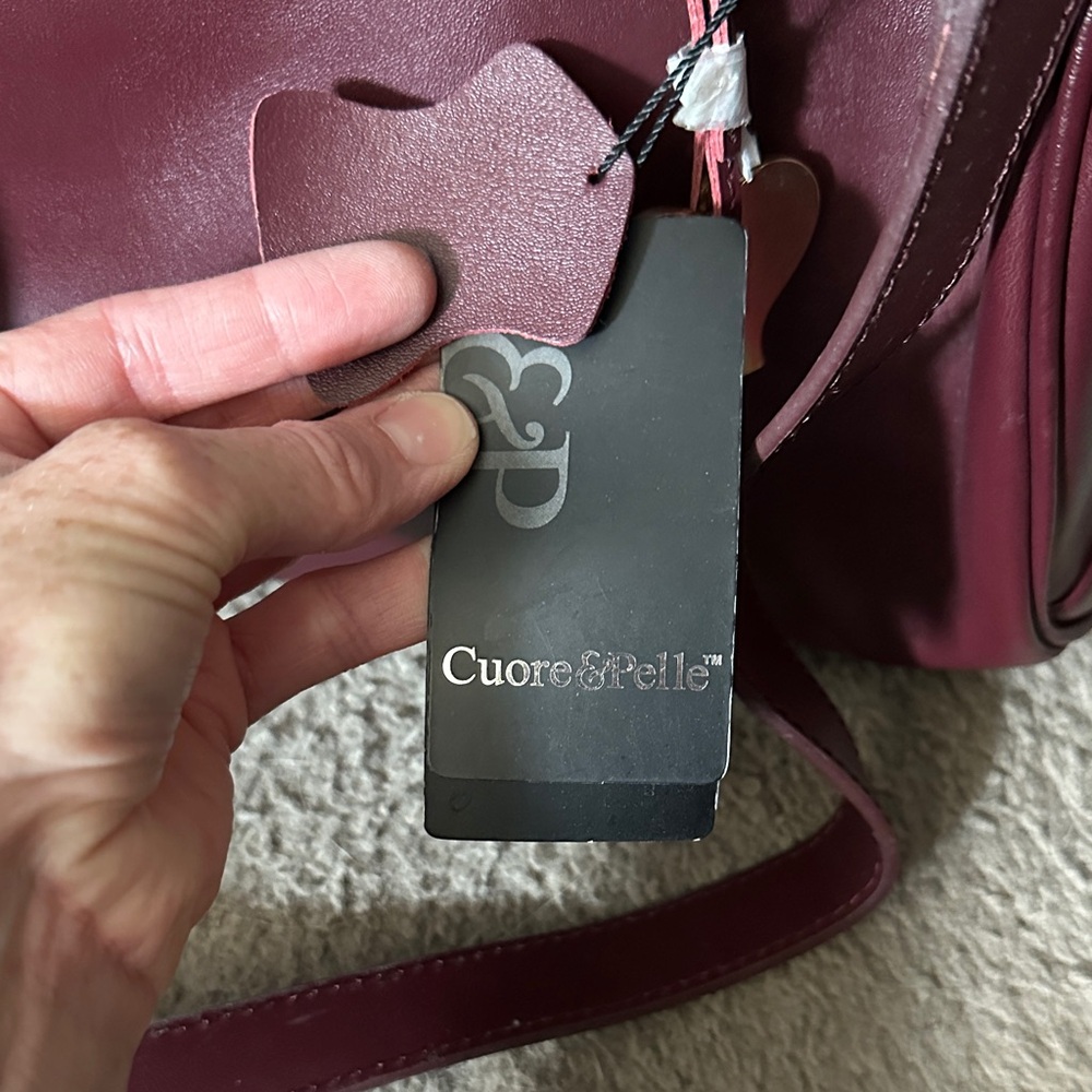 Cuore & Pelle Burgundy Satchel - Picture 3 of 5